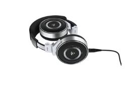 AKG K267 TIESTO, Studio-Ko